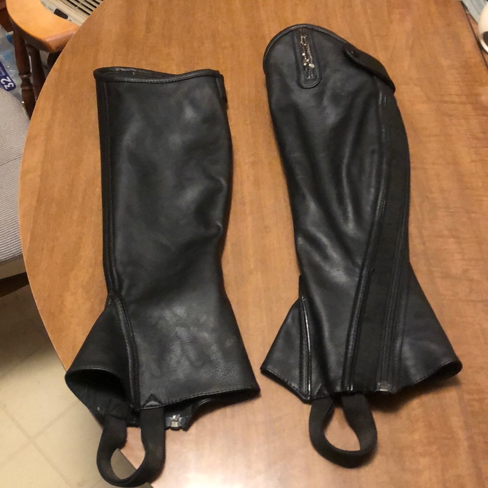 Black 1/2 chaps